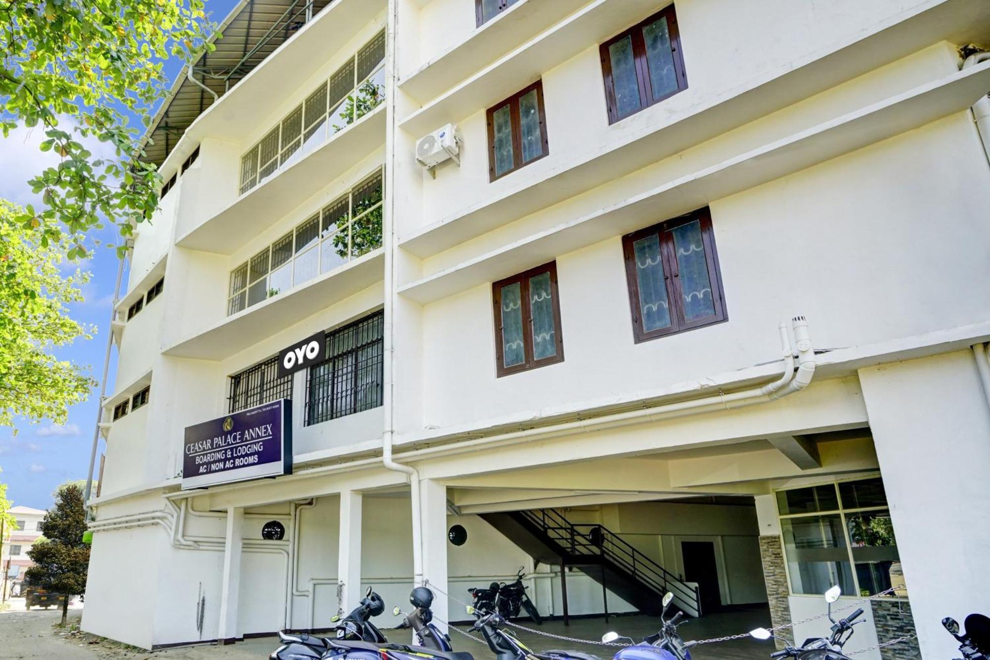 Super Hotel O Ceasar Palace Annex Thodupuzha Exterior foto